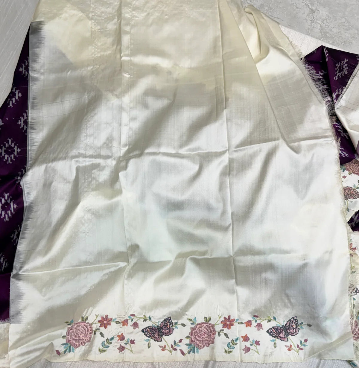 Pochampally Ikkat Pattu - Embroidered Border