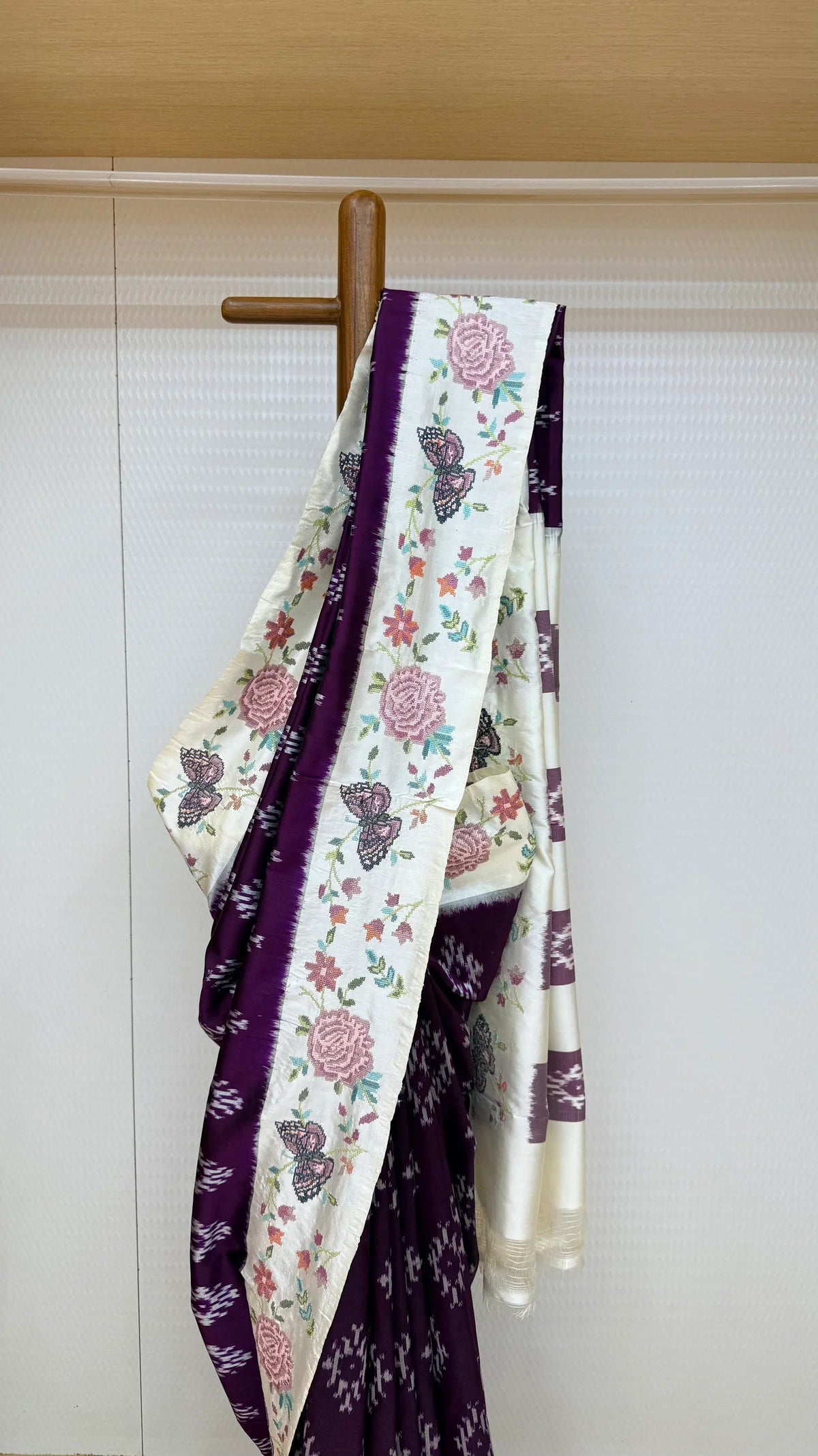 Pochampally Ikkat Pattu - Embroidered Border